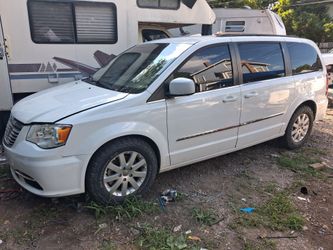 2016 Chrysler Town & Country