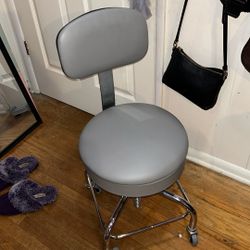 Roller Chair 