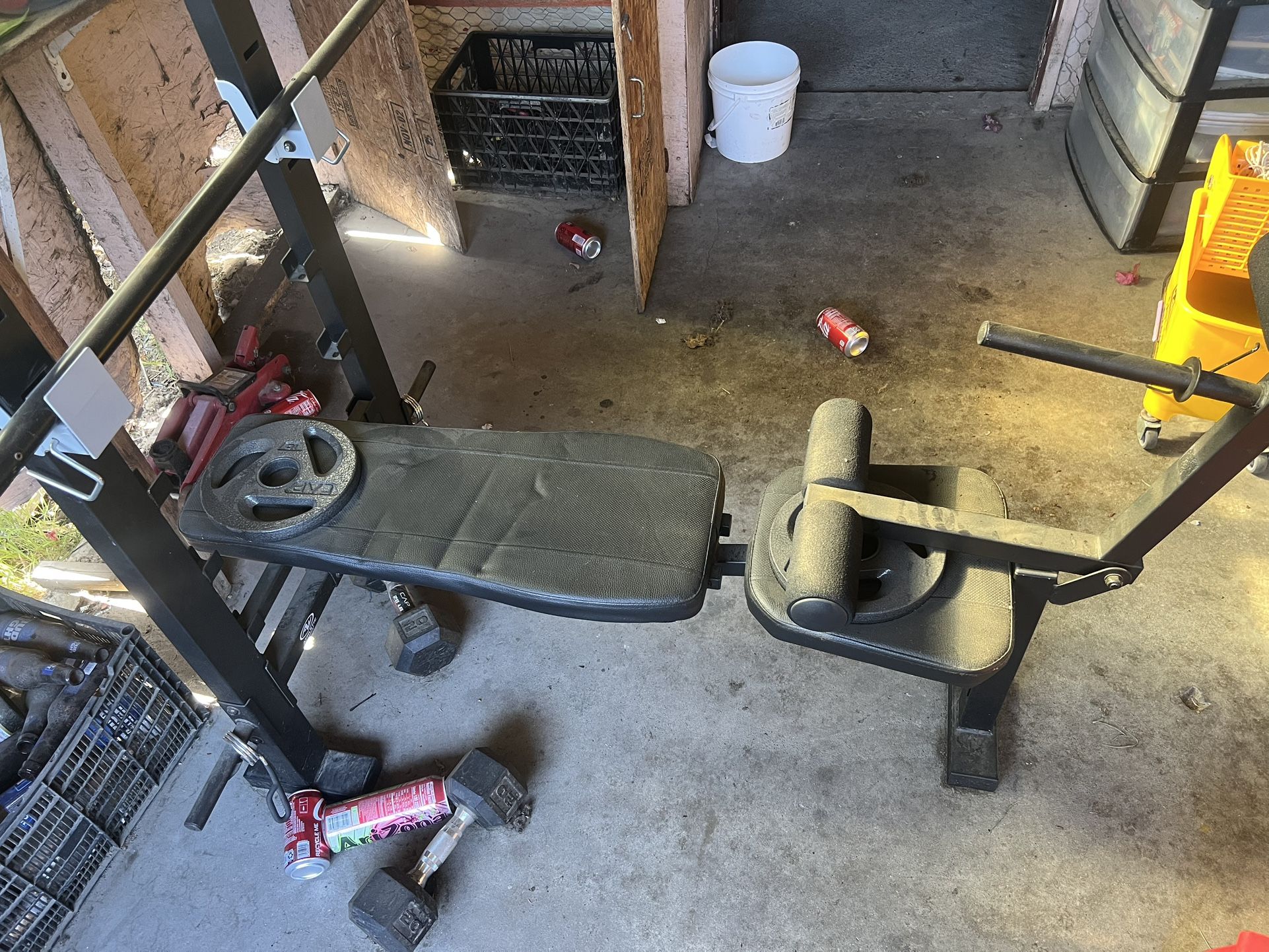Bench press and rack with leg bress + Barbell And Plates