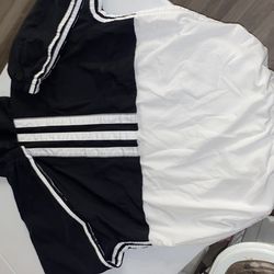 Adidas hoddie 🔥
