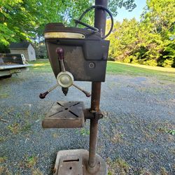 Drill press