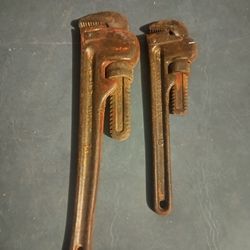 Pipe Wrench 