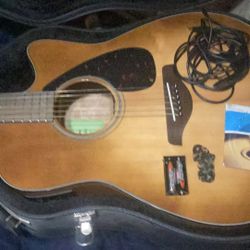 Yamaha Acoustic Electric Guitar