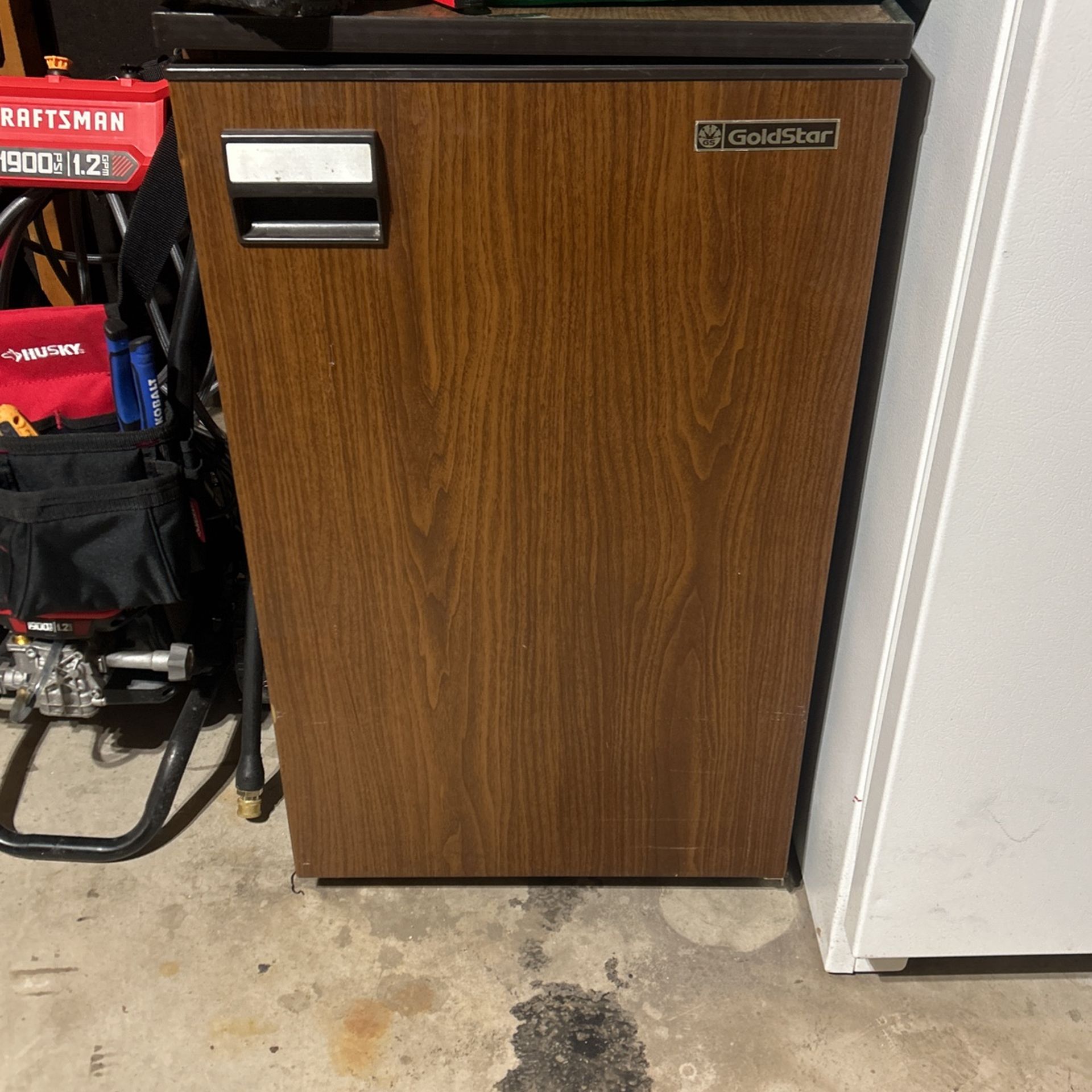gold star mini fridge