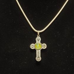 Rare Filigree Design Sterling Silver Cross With Glass Accent Pendant Necklace 