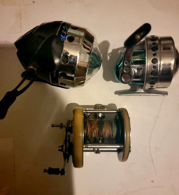 Lot Of 3 Vintage Fishing Reels /  President by Shakespeare, Shakespeare...