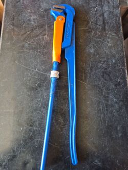2 inch pipe pliers/ wrench