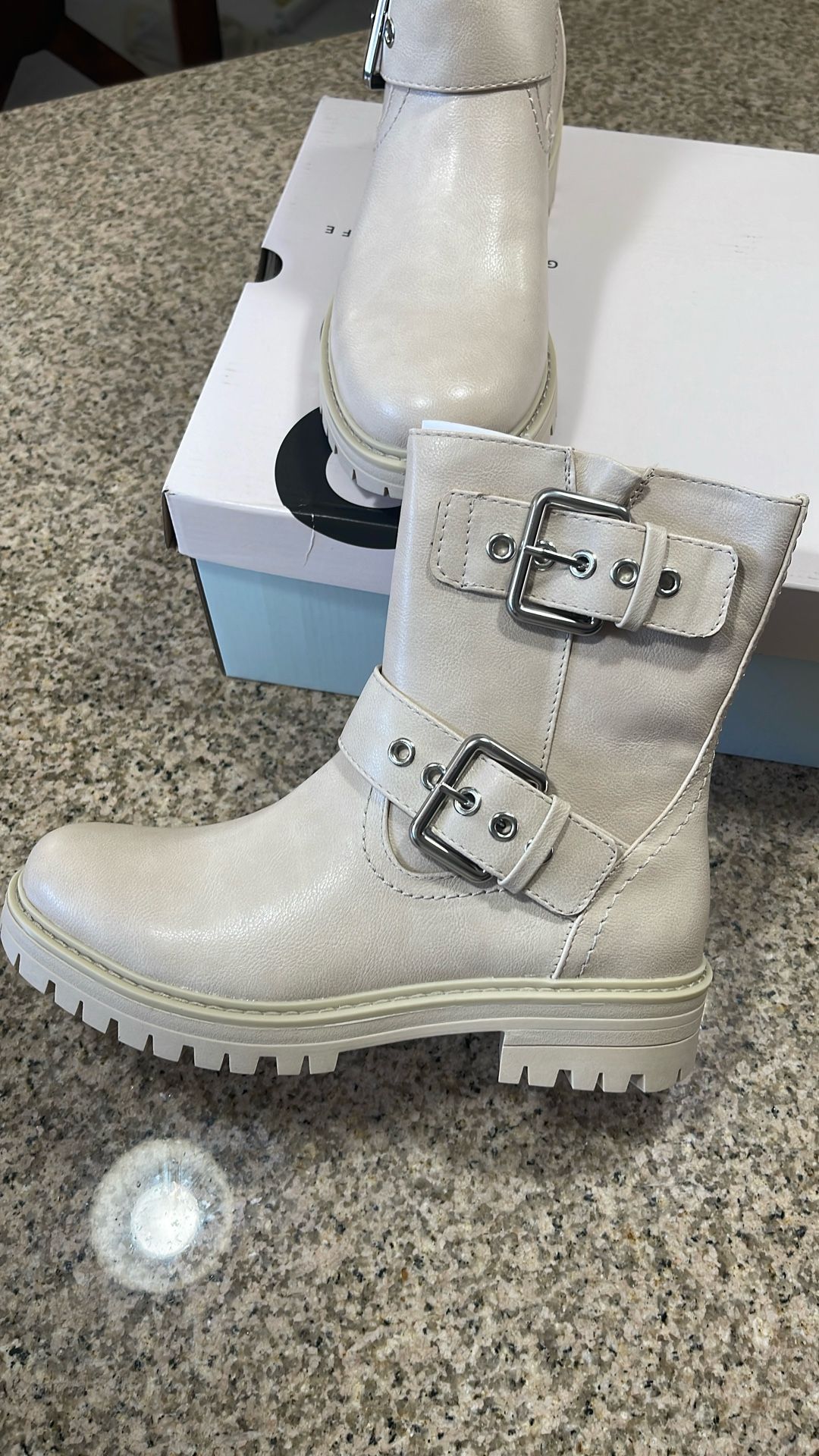 Women’s Boots