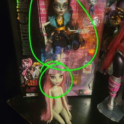 Dolls for trade do not buy