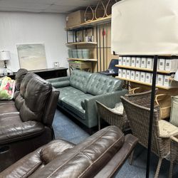 Harnstine Sofa Leather Green 