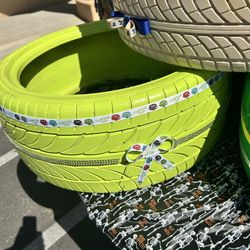 Custom Dog Beds And food bowls