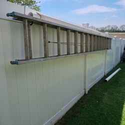 30' aluminum ladder