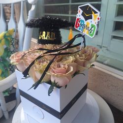 Mom Gift Graduation Box With Fresh Flowers Mother's Day Anniversary 