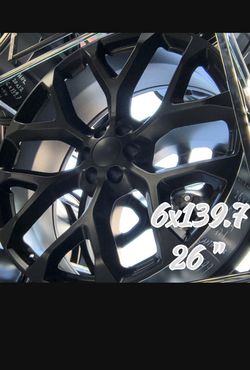 Go big or go home with these 26s! 🛞🔥 ​⚡ Size: 26" 💥 Bolt Pattern: 6x139.7 🛻 Fits: Chevy Silverado/Tahoe, GMC Sierra/Yukon, Cadillac Escalade, Ram 