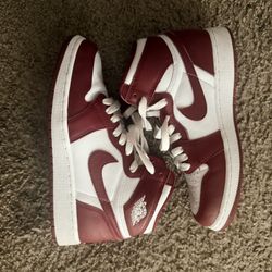 Jordan 1 Retro High OG Artisanal Team Red / 5.5Y