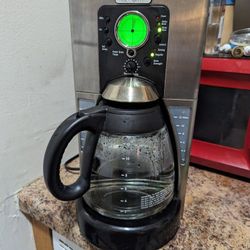 Mr Coffee 12 Cup Coffee Maker With Digital Clock 