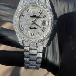 Luxury Men’s Watch Vvs Moissanite 