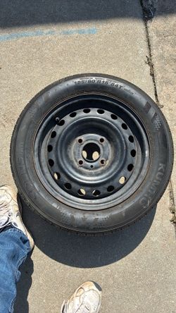 CAR TiRE