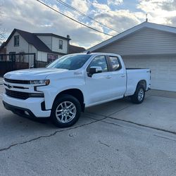 Chevrolte silverado z71 4x4.   TSR SUPER. CLEAN