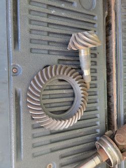 Ford Oem  8.8 Rearend 3.27 Ring And Pinion