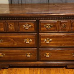Solid Wood Dresser - Great Condition 