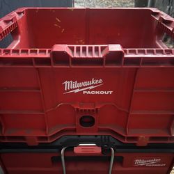 Milwaukee Packout