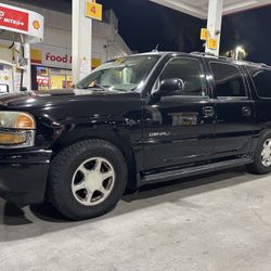 GMC Denali 