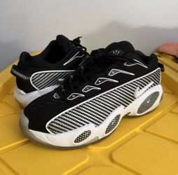 Nike Nocta glide size 8.5 used