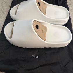yeezy slide ys-01 white size 13 new