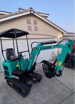New MH12RX 1 ton 13.5HP Mini Excavator with Fixed Thumb Compact Excavator for Home Use, Gardening, Landscaping & Small-Scale DIY Projects