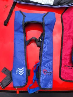 Adult CO2 Inflatable Life Vest