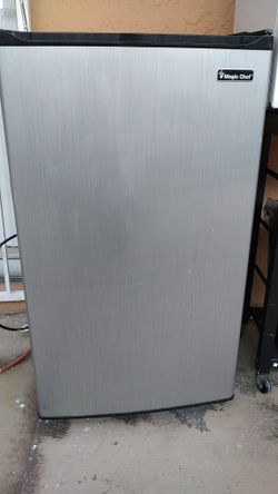 Mini Fridge Selling for Parts $50