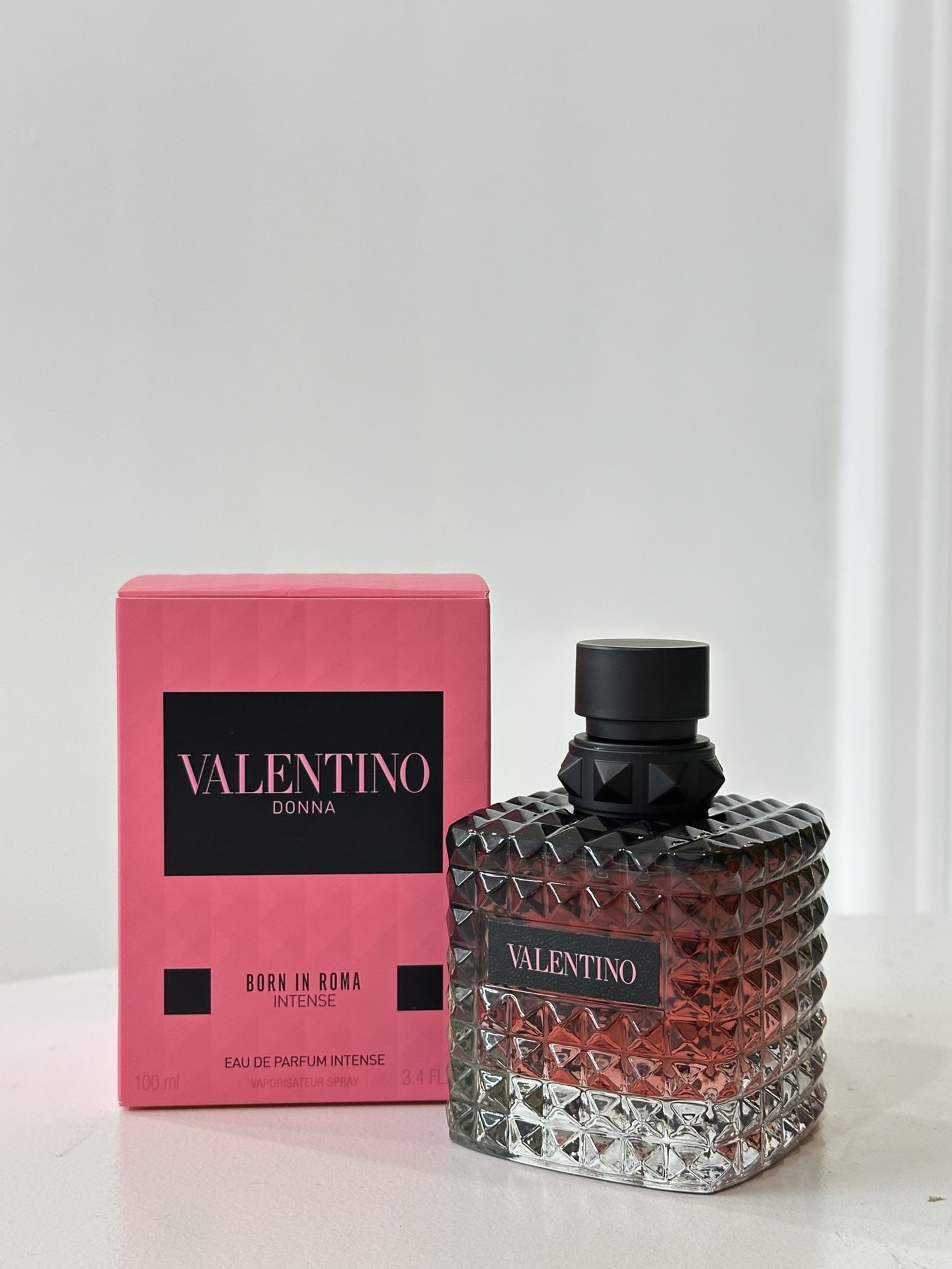 Valentino Born In Roma Intense For Women 3.4 fl.oz. Eau De Parfum