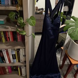 Low-Back Formal Dress 