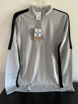 BRAND NEW WOMEN'S NIKE 1/4 ZIP DRI - FIT LONG SLEEVE SHIRT
