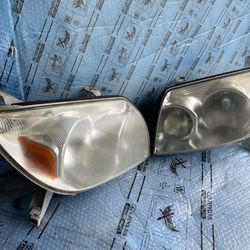 2015 Toyota 4Runner headlights used Oem