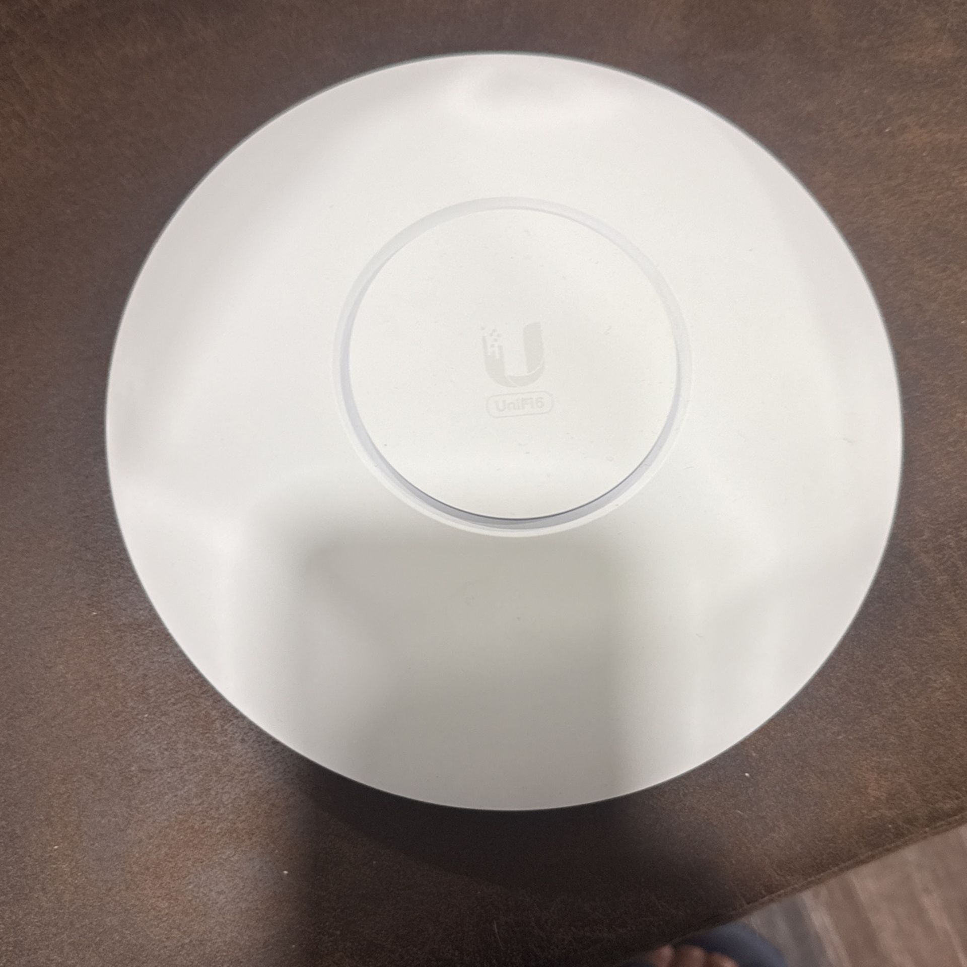 UniFi 6 Long Range Access Point /Unifi 6 Lite