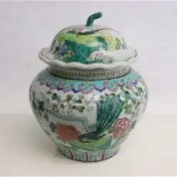 Chinese famille rose porcelain covered jar