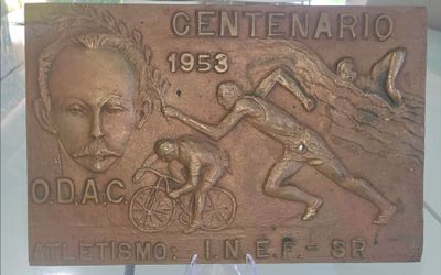 Vintage 1953 Centenario Jose Marti  O.D.A.C. Bronze