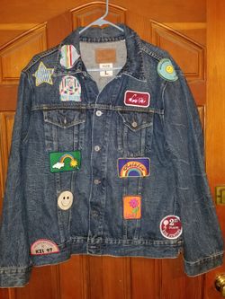 Men's Vintage gap 1969 jean jacket size L 
( can be worn by women as well )
