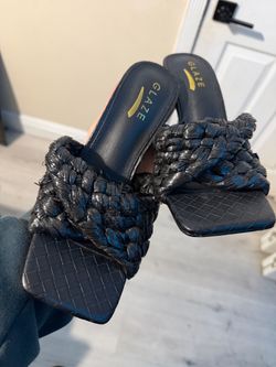 Women’s Black Mule Heels size 7.5