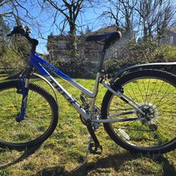 Trek 820 Women's Mountain Bike