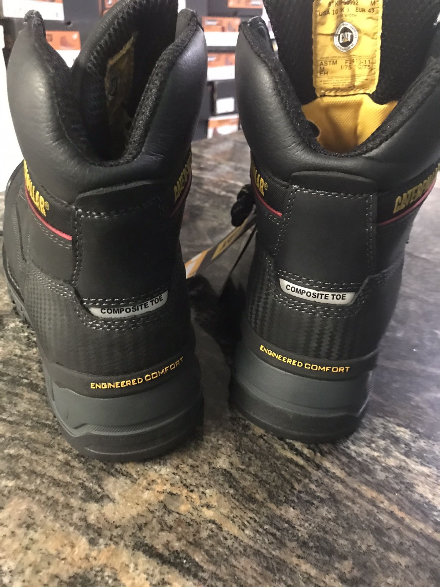 Caterpillar//EXCAVATOR 6”//work boots//comp toe// size (13)(14)