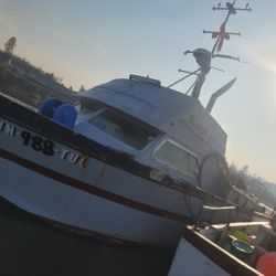 Commercial Fishing Boat 