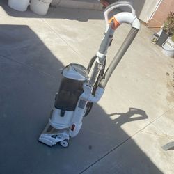 Shark vacuum machine