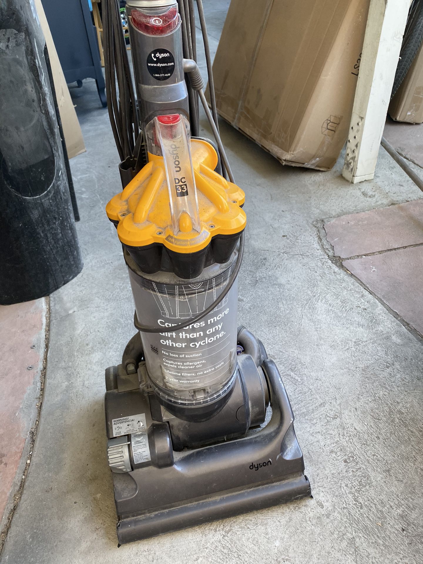 DYSON Carpet and Hardwood Cleaner