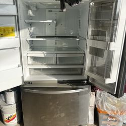 WHIRLPOOL REFRIGERATOR