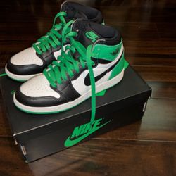 Lucky Green  Nike Air Jordan 1 Retro High OG Size 5 Youth 7 Woman’s 