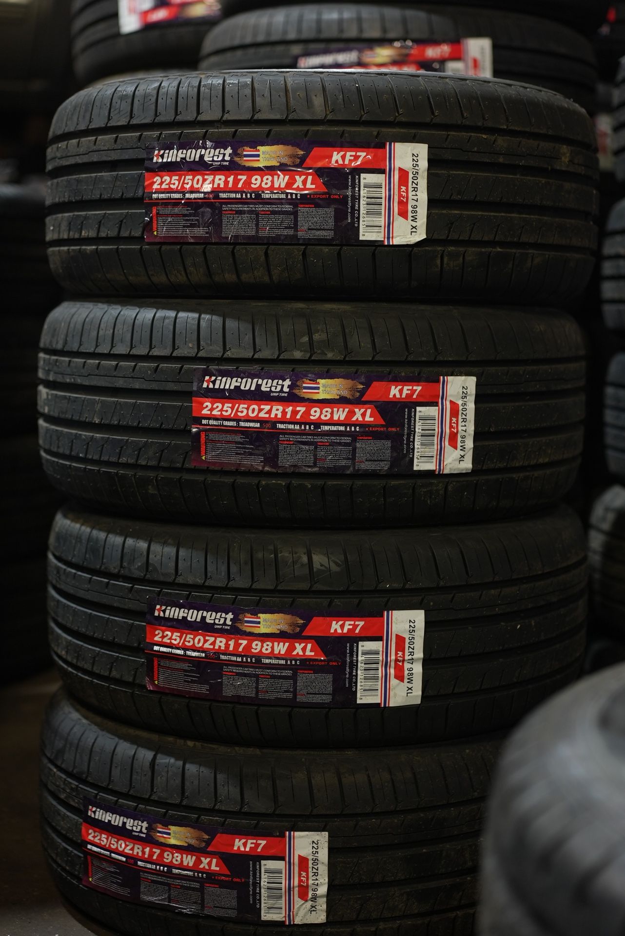 225/50/17 Kinforest Set of 4 Tires Llantas