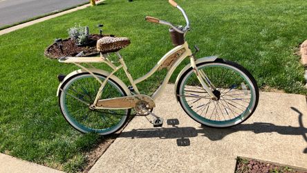 Lady’s Panama Jack Beach Cruiser